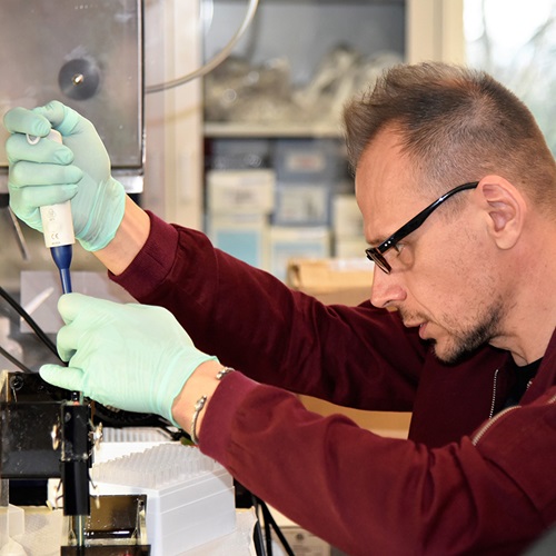 Olivier Loudig, Ph.D. in Lab